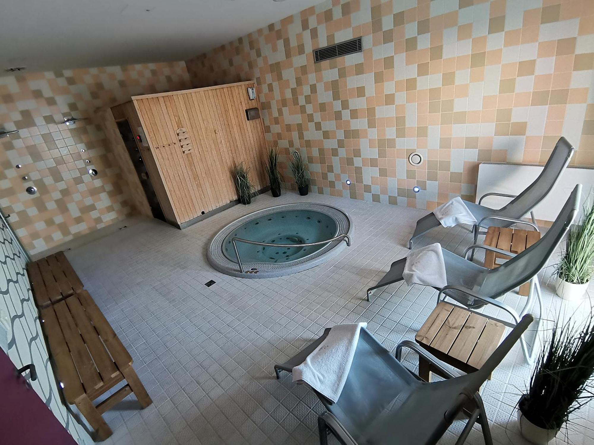 Rajska Zahrada 4* Nové Město nad Metují