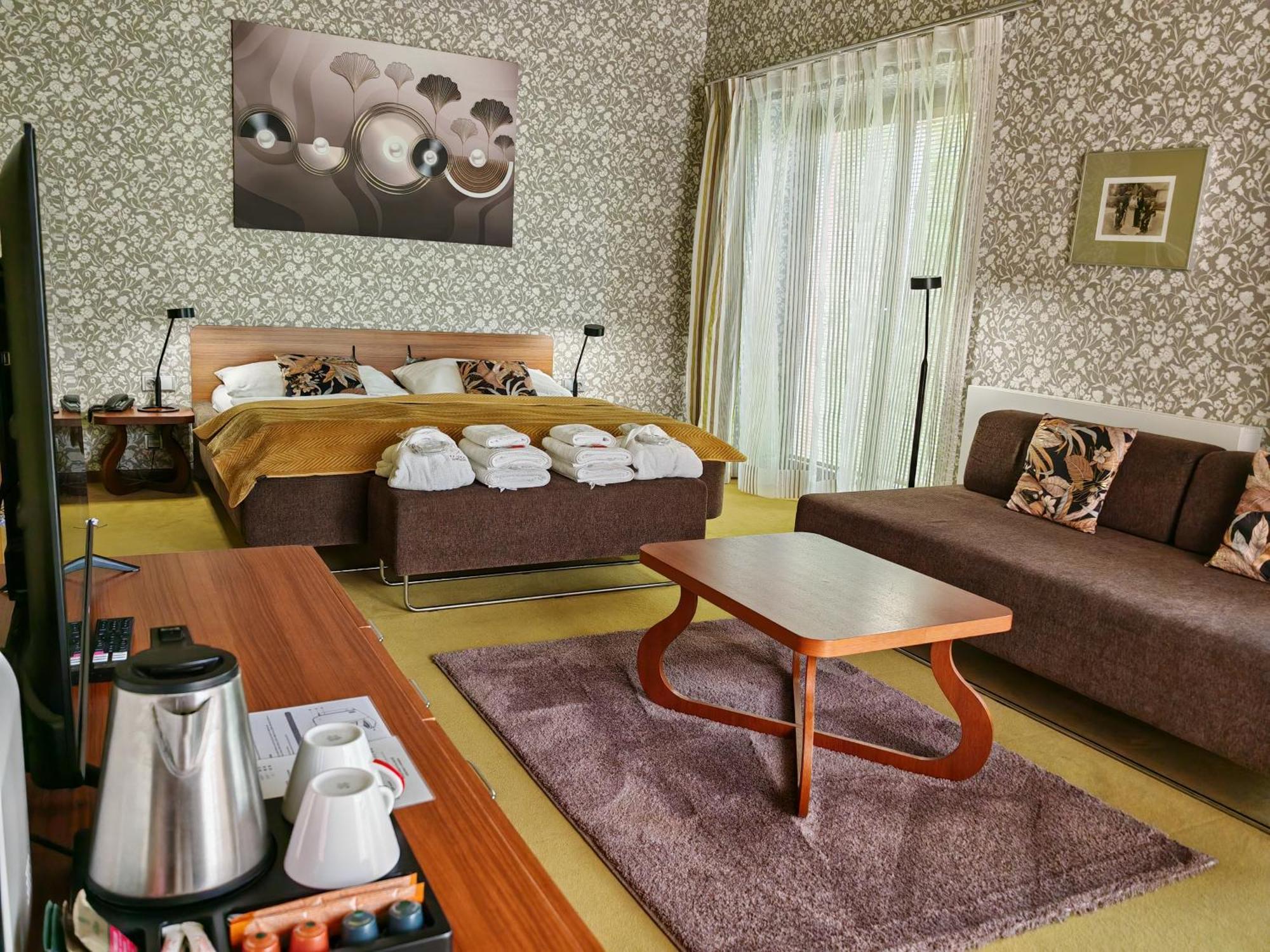 Rajská Zahrada Hotel Nové Město nad Metují